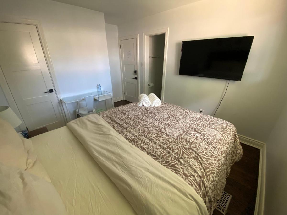 Yonge And Finch Subway !P Cozy & Quiet Private Bdr With Private Bathroom Toronto Eksteriør bilde