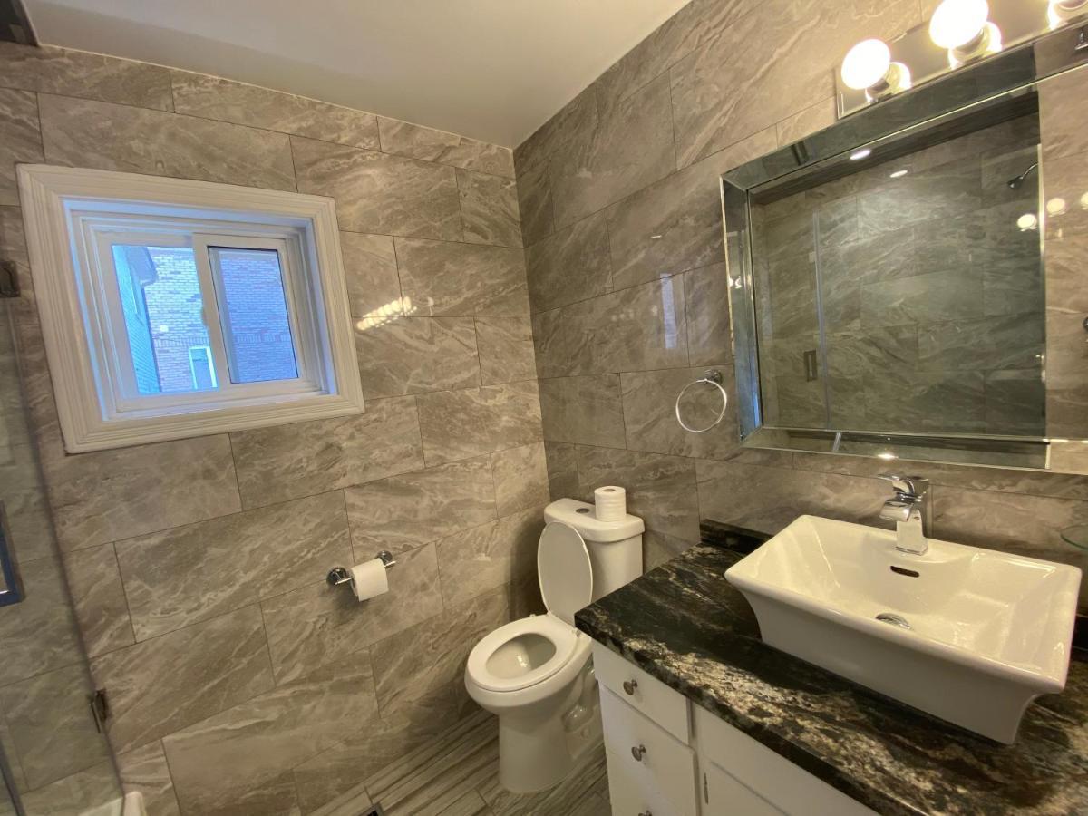 Yonge And Finch Subway !P Cozy & Quiet Private Bdr With Private Bathroom Toronto Eksteriør bilde