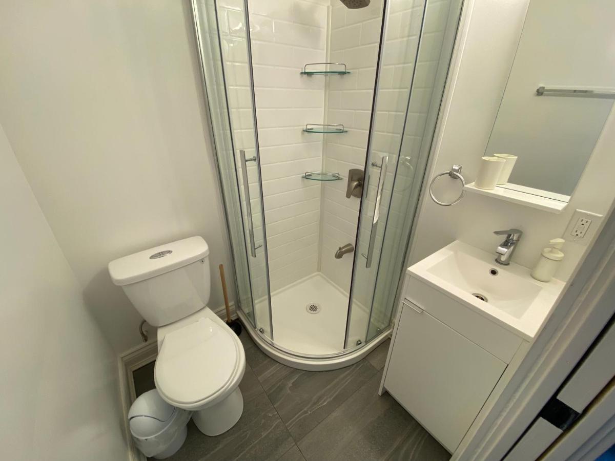 Yonge And Finch Subway !P Cozy & Quiet Private Bdr With Private Bathroom Toronto Eksteriør bilde