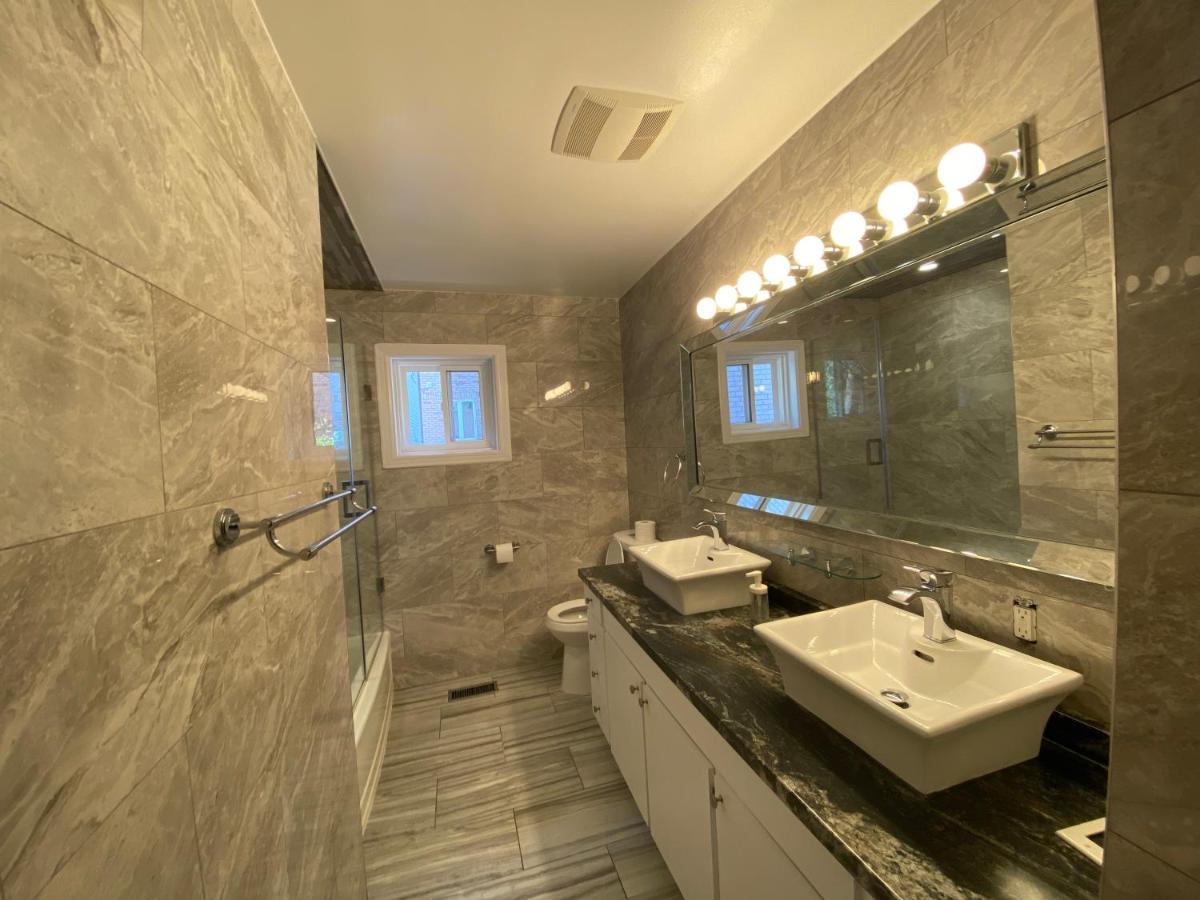 Yonge And Finch Subway !P Cozy & Quiet Private Bdr With Private Bathroom Toronto Eksteriør bilde